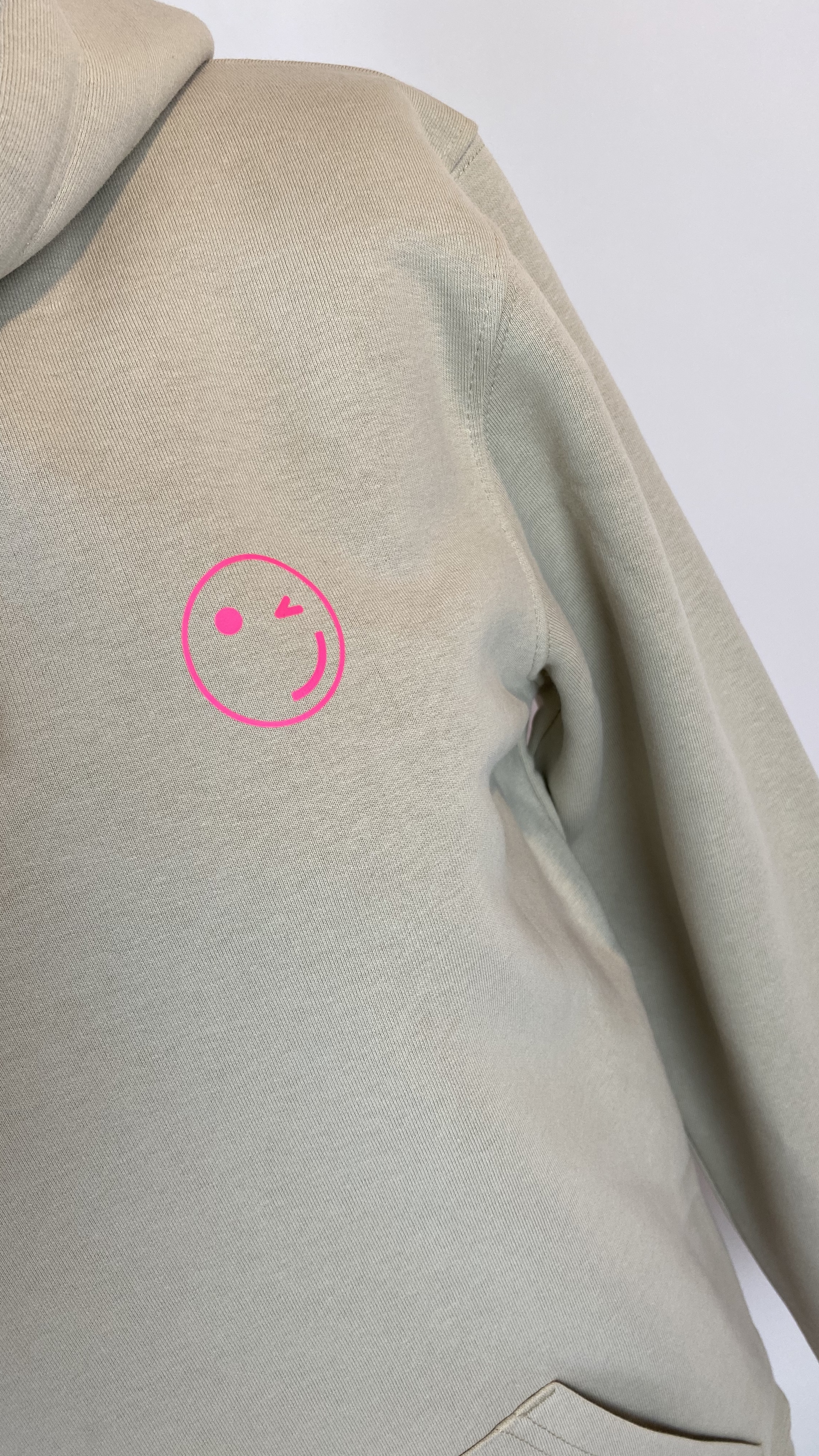 HOODIE SMILE EDITION 22 NUDE/NEONPINK M